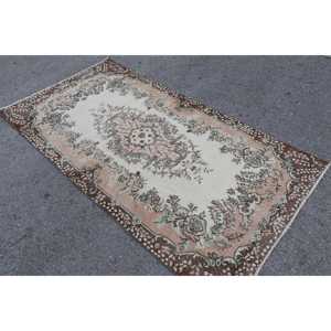 พรมวินเทจขนาด 3.8x7.1 ฟุต สีน้ำตาลลายดอกไม้ พรมขนสัตว์ตุรกี - Product Image 1