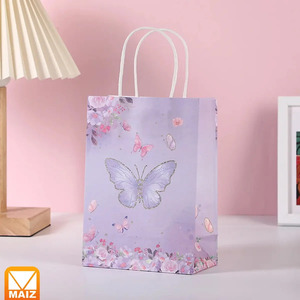 Bolsa de Regalo de Papel con Diseño de Mariposas para Fiestas de Cumpleaños Sorpresa - Colores Surtidos - Product Image 6