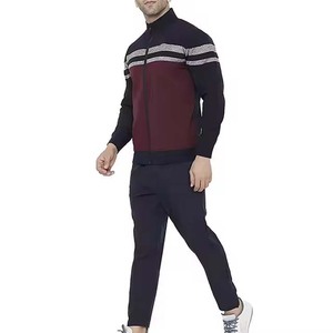 Vendeurs de survêtements de sport unisexe personnalisés avec impression sur toute la surface Option surdimensionnée par sublimation fournissant le logo OEM pour l'équipe - Product Image 5