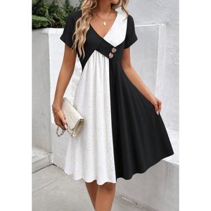 Robe en viscose pour femmes, manches courtes, col en V, broderie contrastée, grande taille, 34822 - Blanc - Product Image 1