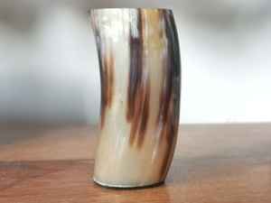 2025 gobelet à corne à boire unique en acier inoxydable Buffalo Viking avec support en métal sans danger pour les aliments vente chaude étanche pour le camping - Product Image 2