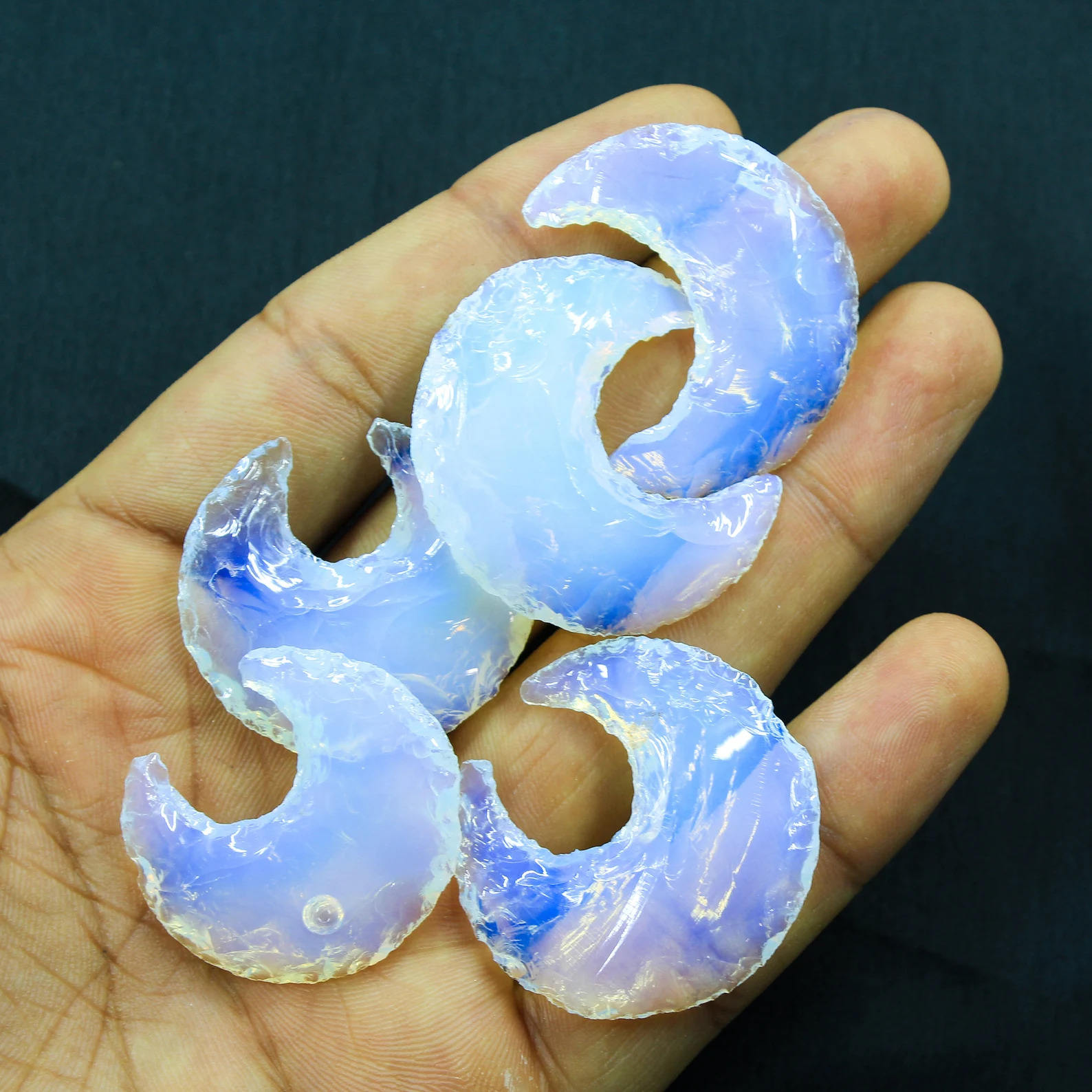 ตามที่แสดงในรูป