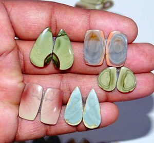 Lote de Gemas de Cuarzo de Alta Calidad, Jaspe Imperial 100% Natural, Par de Cabujones de Formas Mixtas, Tamaño Personalizable, para Joyería - Product Image 1