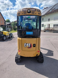 ซื้อมินิเอ็กซ์คาเวเตอร์มือสองคุณภาพสูง Cat 301.8CR พร้อมจำหน่าย ประสิทธิภาพเชื่อถือได้ คุ้มค่า ใช้งานน้อย สภาพเยี่ยม - Product Image 4