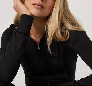 Sudadera con Capucha de Forro Polar Premium para Mujer, Sudadera con Capucha con Cierre para Mujer, Esencial para el Invierno, Suave y Elástica, Comodidad Diaria - Product Image 4