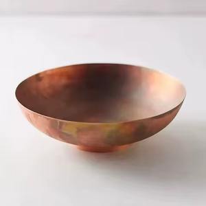 Tazón para Servir Alimentos de Cobre Pulido con Diseño Martillado de Calidad Superior - Product Image 3
