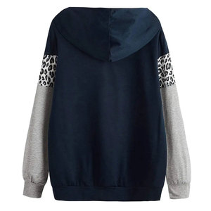 Sweats à capuche pour femmes personnalisés en gros, couleur unie, respirant, à capuche pour l'hiver avec position du logo sur le devant - Product Image 2