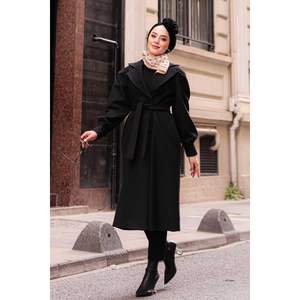 เสื้อโค้ทผ้าแคชเมียร์แขนบอลลูนสีดำ - Product Image 3