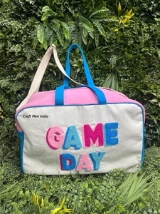 Sac de sport de luxe personnalisé avec grand bagage de voyage sportif en perles de rocaille Bagage de cabine pour le jour du match pour le voyage - Product Image 2