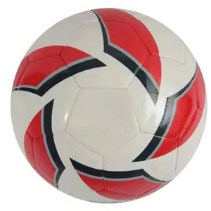 Ballon de football en PU hautement personnalisable, très résistant, cousu à la machine, pour l'entraînement, fabrication sur mesure, fabriqué au Pakistan - Product Image 2