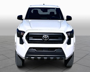 Toyota Tacoma SR RWD XtraCab 6 Bed AT 2024 Usada - con Bajo Kilometraje - Product Image 3