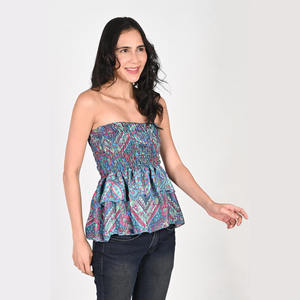 Hauts tubulaires à la mode pour femmes en tissu upcycled robe tube coupe ajustée à épaules dénudées - Product Image 3