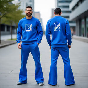 Conjunto de chándal para hombre con sudadera pulóver o logotipo personalizado en color sólido y con pantalón acampanado ropa deportiva de dos piezas para fitness - Product Image 2