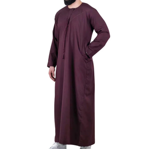 Thobes Jubba para la venta Mejor calidad Color sólido Hombres Thobe Transpirable Elegante Jubba Thobe Hecho en Pakistán - Product Image 3