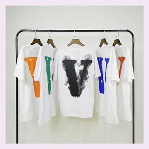 Vêtements et accessoires>> Vêtements pour hommes>> T-shirts pour hommes - Product Image 2
