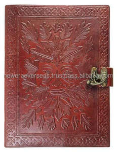 Diario A5 de Cuero Marrón Repujado Hecho a Mano, Diario de Cuero Genuino con Cierre Único y Encuadernación Cosida - Product Image 4