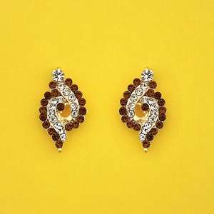 Boucles d'oreilles Kriaa Brown Austrian Stone Stud plaqué or Princess Cut Trendy Heart and Crown Pattern for Engagement-1313841I - Product Image 1