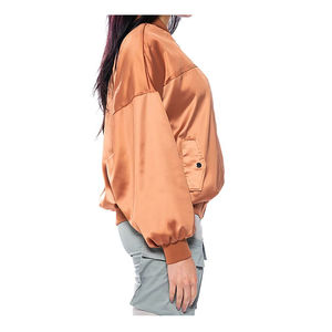 Chaqueta de Satén Ligera Personalizada a Precio Económico para Mujer, Chaquetas Bomber con Logotipo de Chenilla de Primera Calidad para Mujer 2026 - Product Image 3