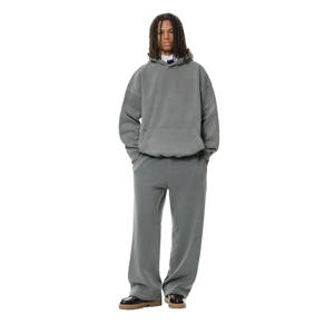 Conjunto Deportivo Informal de Invierno para Hombre, con Logotipo Personalizado, de Algodón Grueso, con Sudadera Holgada con Capucha y Pantalones Deportivos Holgados - Product Image 1