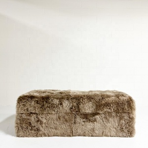 Puf de Piel de Oveja Hecho a Mano de Alta Gama a Precio de Fábrica, Otomana Modular Forsyth con Almacenamiento para Dormitorio, Ecológico, en Varios Tamaños y Colores - Product Image 1