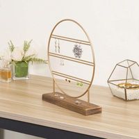 Support à bijoux en métal robuste avec base stable pour une présentation sécurisée des colliers, des bracelets et des accessoires