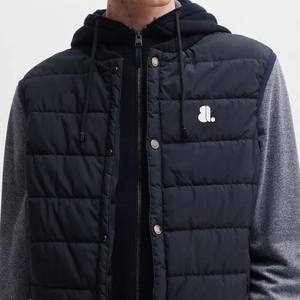 Vestes sans manches pour hommes avec logo et design personnalisés en gros Produit tendance Léger et confortable Gilet matelassé pour hommes - Product Image 2