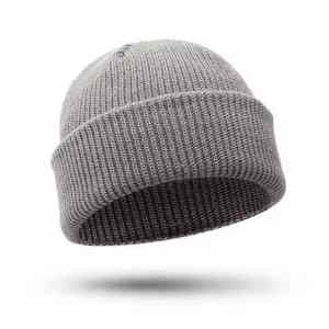 Gorro personalizado hecho con tejido de punto grueso que proporciona una excepcional resistencia al frío y un ajuste elástico cómodo para usar durante todo el día. - Product Image 5