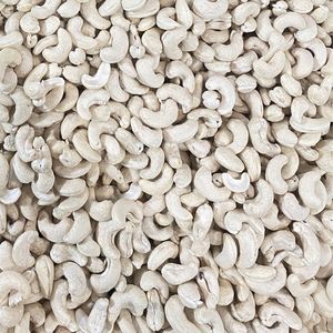 เม็ดมะม่วงหิมพานต์คั่วแบบออร์แกนิกจากโรงงานในเวียดนาม W180 320ลูกค้าระดับพรีเมี่ยม240 - Product Image 1