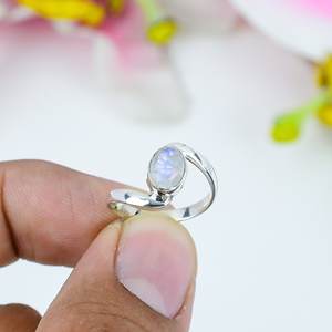 Fantastique bague en argent sterling 925 faite à la main plaqué argent vintage avec pierre précieuse arc-en-ciel naturelle pour mariage et fête - Product Image 1