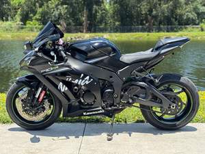 Kawasaki NINJA ZX-10RR usada del 2017 disponible - Product Image 4