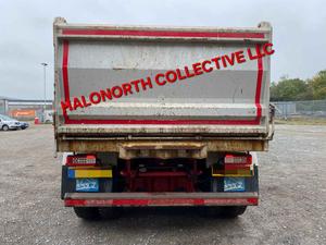 Camion benne diesel poids lourd Volvo FMX 420 8x4 d'occasion 2018, conduite à droite, Euro 6, pour transport minier - Product Image 4