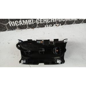 Interfaccia USB/AUX per PEUGEOT 2008 Serie (19>) 9674655377 - Product Image 3