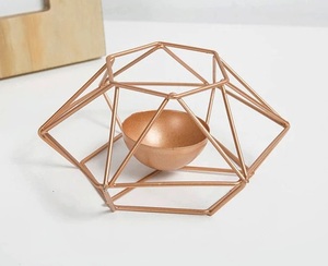 Hot Selling Unique Geometric Design Metal Candle Holder for Home Decor and Christmas Elegant Christmas Candle Stand - Product Image 4