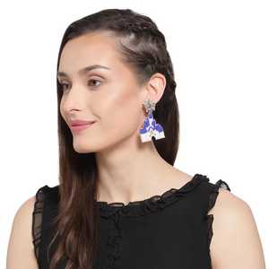 Boucles d'oreilles rondes au design unique, populaires, brodées, élégantes, faites à la main, bijoux uniques, design créatif - Product Image 1