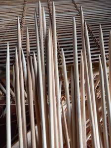 Brochettes en bambou naturel de qualité supérieure pour aliments durables, jetables, idéales pour les grillades, la cuisine, les buffets et la présentation des aliments - Product Image 5