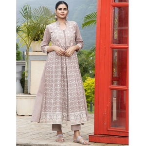 Alta demanda Ropa étnica bordada Anarkali Kurti Set para boda y fiesta de mujer Elegancia DE LA India - Product Image 1