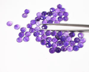 Améthyste naturelle ronde facettée taille rose 115,85 carats 65 pièces 8 mm lot - Product Image 4