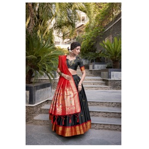 Haute qualité Jacquard soie Paithani Lehenga 3.8m Flair fermeture éclair traditionnel cousu à la main Zari tissage Micro coton pour la fête - Product Image 1