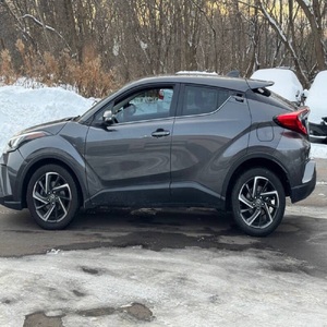 MEILLEUR PRIX POUR UN Toyota C-HR XLE 2022 - Product Image 2