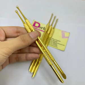 Poussoir à ongles professionnel plaqué or avec logo personnalisé Pousse-cuticules de manucure à Double extrémité Outil de soin des ongles Pousse-ongles à cuticules - Product Image 5