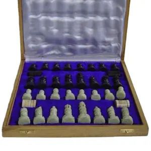 Rough Design Metal Chess Set With Shiny Finishing Design Colored And Painted Decor Mind Game Wooden Chess Game brass chess boxes