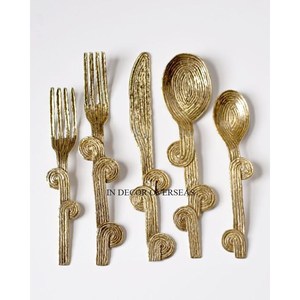 Asas de diseñador únicas chapadas en oro de Metal de alta calidad estándar para juego de cubiertos de cuchara pulida brillante plateada - Product Image 3