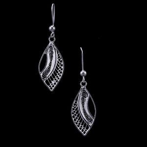 Meilleures ventes Natures Embrace-1 Boucles d'oreilles mode indienne de haute qualité directement du fournisseur avec éclat scintillant - Product Image 1