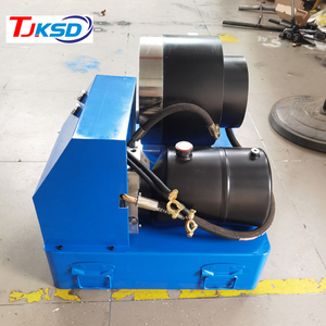 Máquina prensadora hidráulica de coche de 12V/24V para 1/4 hasta 2 con engranaje de motor de bomba-máquina de prensado de tubos y mangueras de goma - Product Image 3