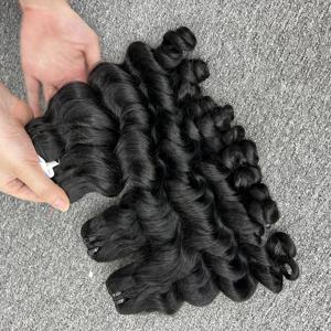 Venta al por mayor 100% Extensiones de cabello humano virgen Rubio recto Cutícula alineada Paquetes de cabello dibujado Doble - Product Image 4