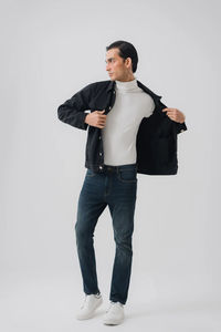 Chaqueta Vaquera de Mezclilla de Algodón Casual de Diseño Personalizado para Hombre, con Cierre de Botones, Decoración de Piel con Cremallera, Chaqueta Vaquera Calefactable Cómoda OEM - Product Image 4