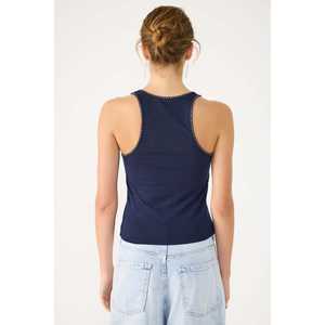 Blusa Casual de Cuello Redondo y Manga Corta, Corte Regular, 65% Algodón, con Logotipo en la Parte Delantera - Product Image 5