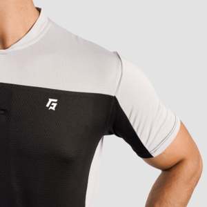 Camiseta de Tenis Profesional con Cierre en Negro-Gris Hecha de Tela de Punto - Product Image 6