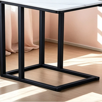 Table d'appoint moderne en bois MDF blanc étroit en forme de C avec piètement en métal et acier inoxydable pour canapé, lit ou salon – Luxe