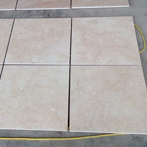 Baldosas de Mármol en Losa Grande, Pulido Moderno, Beige Crema - Alta Calidad para Decoración Interior, Encimeras, Pisos y Revestimientos, Cortadas a Medida para Hoteles - Product Image 2